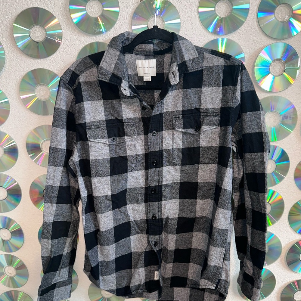 American Eagle Black and Gray Checkered Men's Shirt